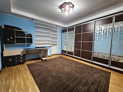 квартира за адресою Дніпровська набережна вул., 25