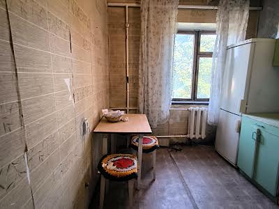 квартира за адресою Краснова вул., 9