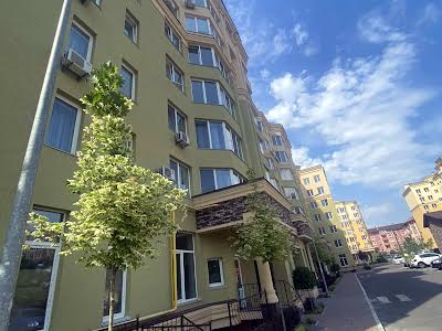 квартира за адресою Корольова вул., 4