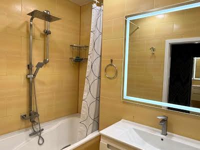 квартира за адресою Велика Васильківська вул. (Червоноармійська), 25
