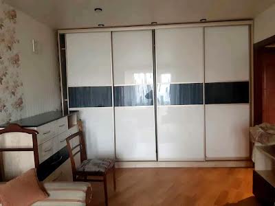 квартира по адресу Жилянская ул., 72