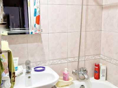 квартира за адресою Миколи Міхновського вул. (Щербини), 7