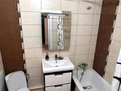 квартира за адресою Печерська вул., 6