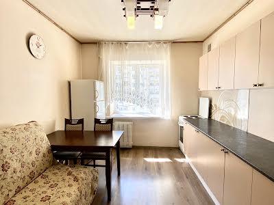 квартира за адресою Миколи Бажана просп., 26