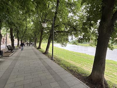квартира за адресою набережна Незалежності вул., 21