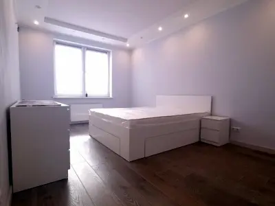 квартира за адресою Сергія Данченка вул., 28а