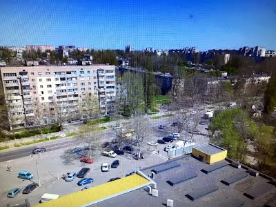 квартира за адресою Владислава Бувалкіна вул. (Бочарова Генерала), 13