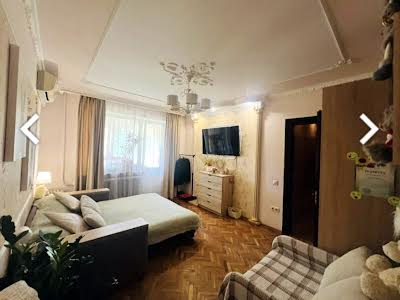 квартира за адресою Івана Величковського вул., 42