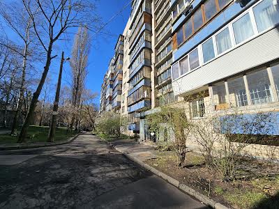 квартира за адресою Коперника вул., 16-Б