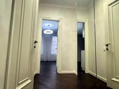 квартира за адресою Салютна вул., 2 в