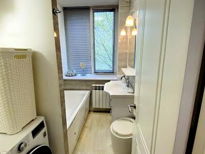 квартира за адресою Бориса Грінченка вул. (Дишинського), 30