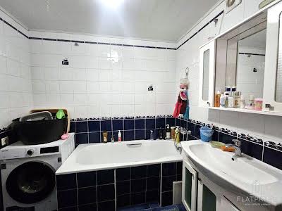 квартира за адресою Драгоманова вул., 44-А