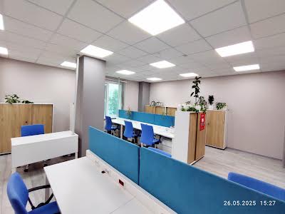 комерційна за адресою Юрія Шумського вул., 1-А