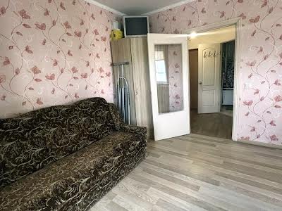 квартира по адресу житловий масив Тополя-3 вул., 24