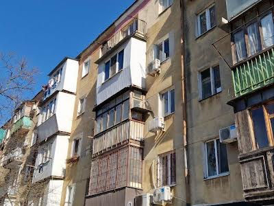 квартира за адресою Краснова вул., 11