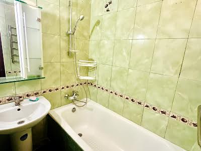 квартира за адресою Київ, Ентузіастів вул., 7