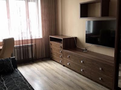 квартира за адресою Драгоманова вул., 6/1