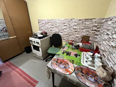 комерційна за адресою Прикордонна вул., 9