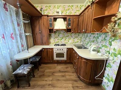 квартира за адресою Академіка Амосова вул., 6