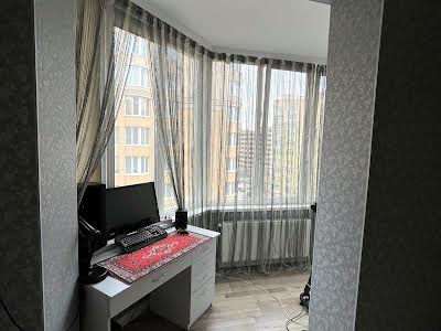 квартира за адресою Академіка Амосова вул., 63