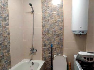 квартира за адресою Бориспільська вул., 6