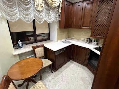 квартира по адресу Кропивницкого ул., 8