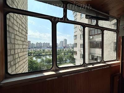 квартира за адресою Драгоманова вул., 31