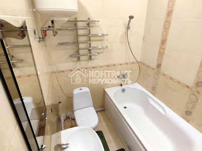 квартира за адресою Отакара Яроша пров., 20 к1
