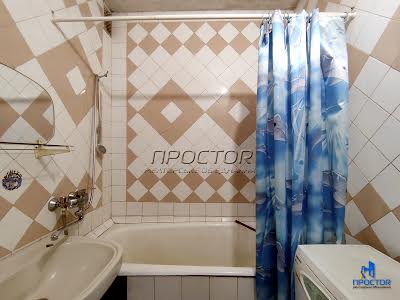 квартира за адресою Рональда Рейгана вул., 8-А