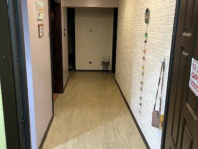 квартира за адресою Милославська вул., 4