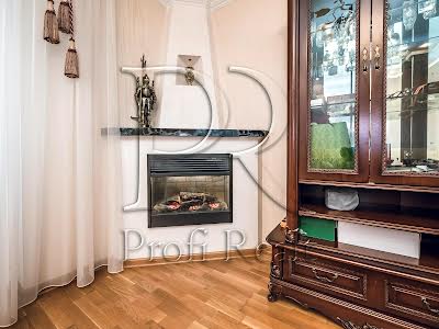 квартира за адресою Урлівська вул., 11-А