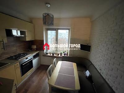 квартира за адресою Авраменка вул., 16