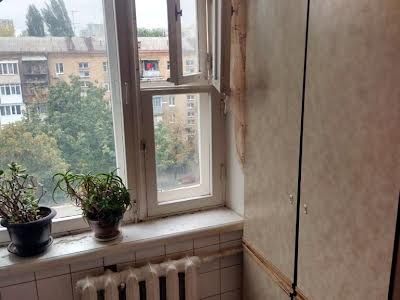 квартира за адресою Дегтярівська вул., 6
