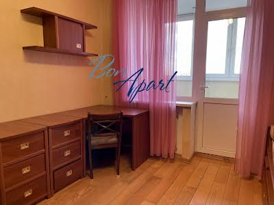 квартира за адресою Миколи Амосова вул., 4