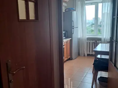 квартира за адресою Новаторів вул., 9