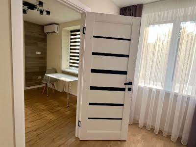 квартира за адресою Дніпро, Богдана Хмельницького просп. (Героїв Сталінграда), 229