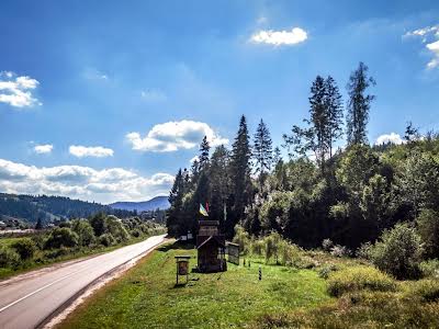 комерційна за адресою Устияновича вул., 1