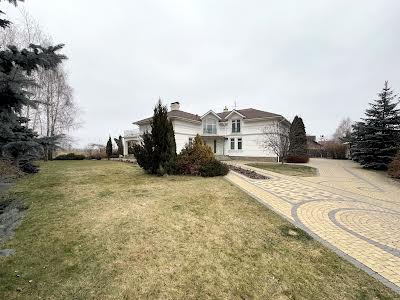 будинок за адресою с. Погреби, Постишева вул., 1