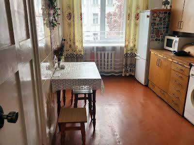 квартира за адресою майдан Перемоги пл., 1