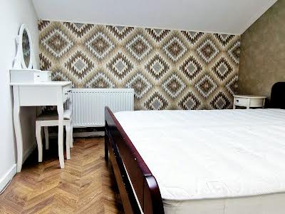 квартира за адресою Сонячна вул., 30