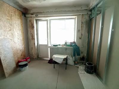 квартира за адресою Високовольтна вул., 18