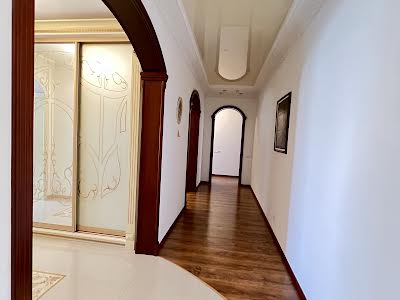 квартира за адресою Урлівська вул., 30