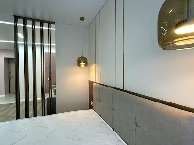 квартира по адресу Домбровського ул., 3в