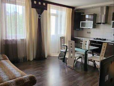 квартира за адресою Молодіжна вул., 55