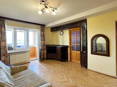 квартира за адресою Івана Котляревського бульв. (Праці), 5