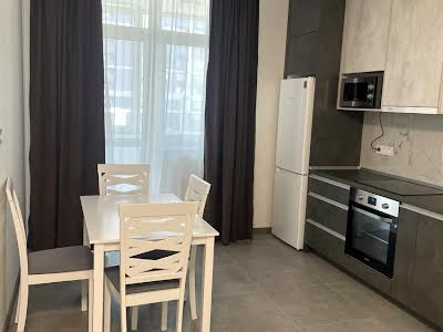 квартира по адресу Ревуцкого ул., 40в