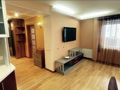 квартира за адресою Авіаконструктора Антонова вул., 8