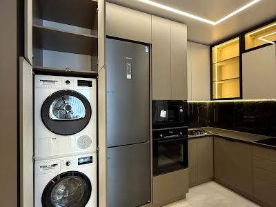 квартира за адресою Ленкавського вул., 34