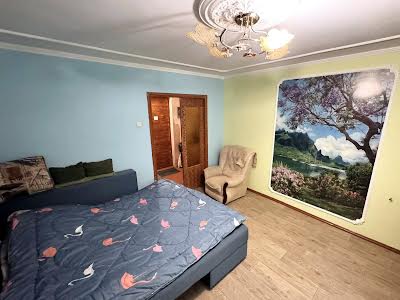 квартира за адресою Великотирнівська вул., 30