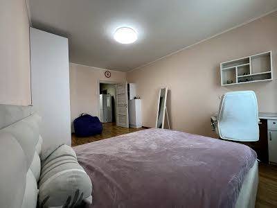 квартира за адресою Драгоманова вул., 1-К